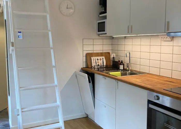 Tiny Grey House With Loft, 15 Min From City Center