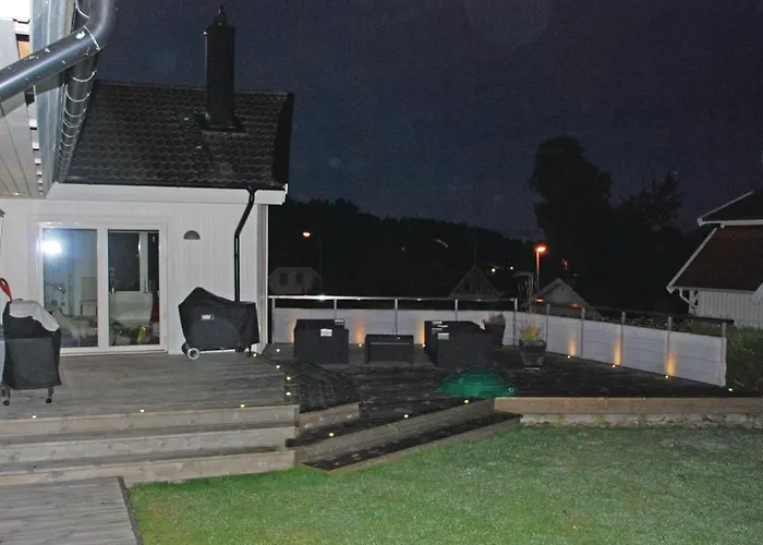Amazing Home In Vaestra Froelunda